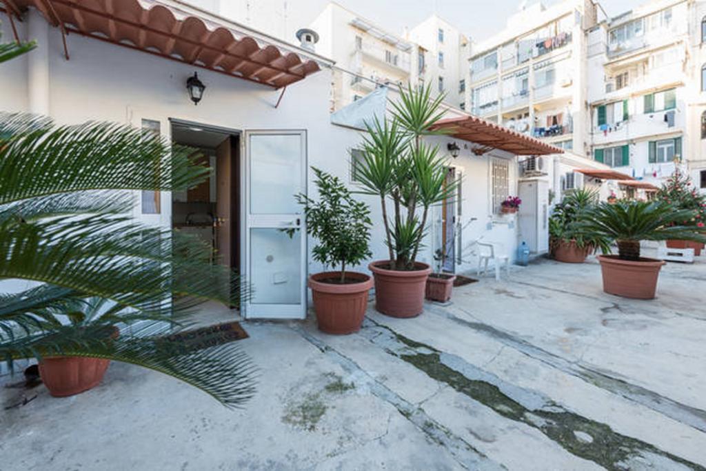 Al Cortile Bari Exterior foto